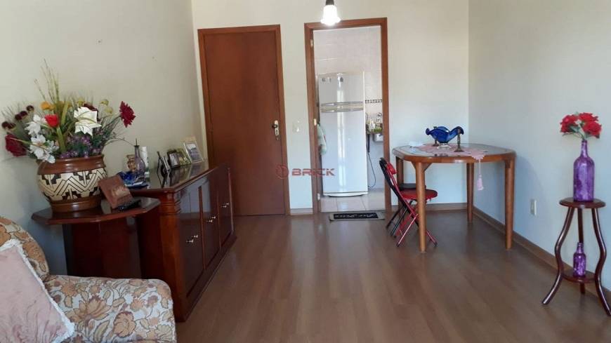 Foto 1 de Apartamento com 2 Quartos à venda, 55m² em Varzea, Teresópolis