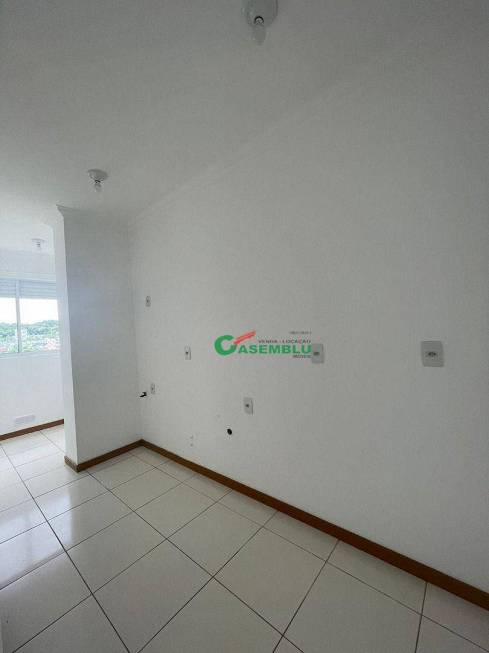 Foto 4 de Apartamento com 2 Quartos para alugar, 70m² em Velha, Blumenau