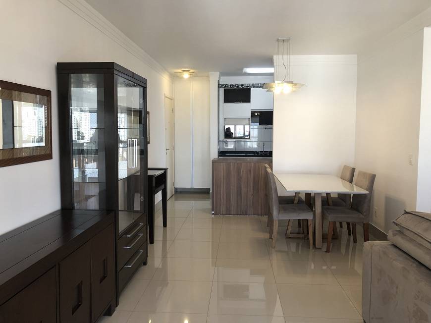 Foto 4 de Apartamento com 2 Quartos para alugar, 87m² em Vila Andrade, São Paulo