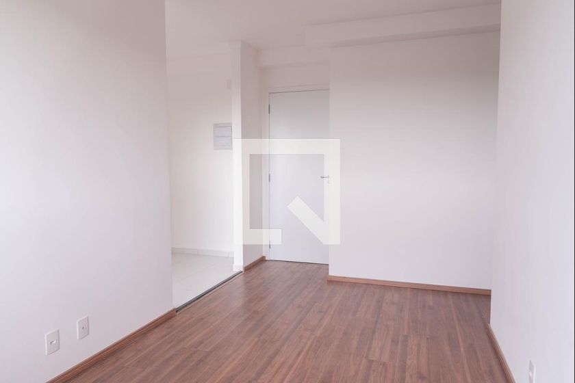 Foto 1 de Apartamento com 2 Quartos para alugar, 44m² em Vila Bremen, Guarulhos