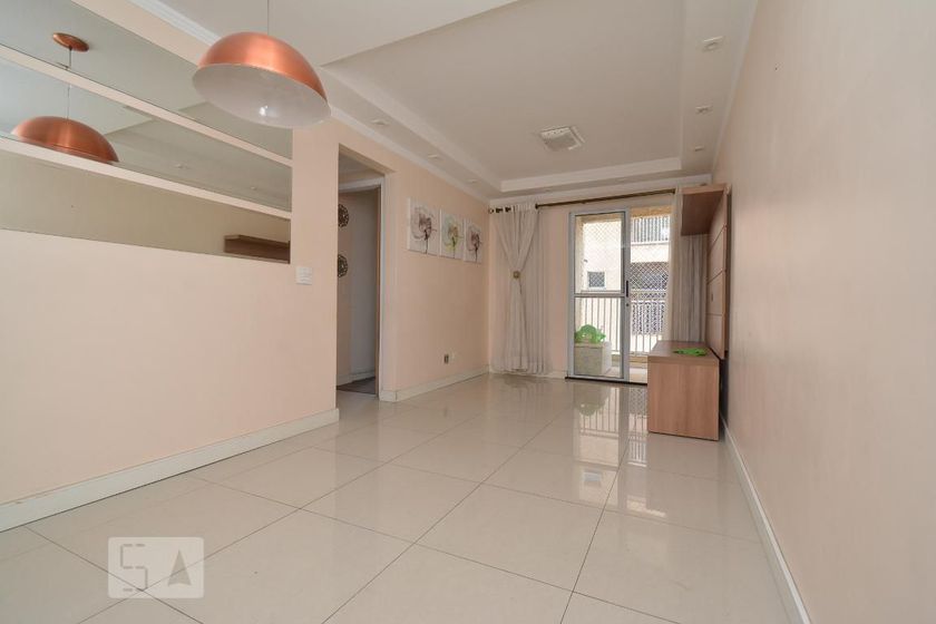 Foto 1 de Apartamento com 2 Quartos para alugar, 56m² em Vila Galvão, Guarulhos