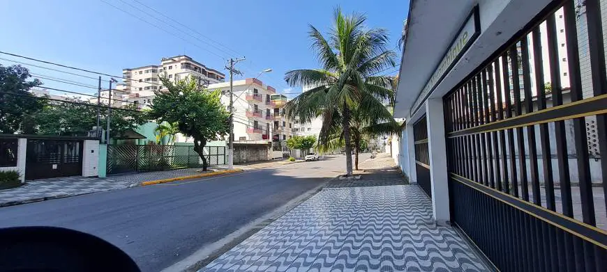 Foto 1 de Apartamento com 2 Quartos à venda, 47m² em Vila Guilhermina, Praia Grande