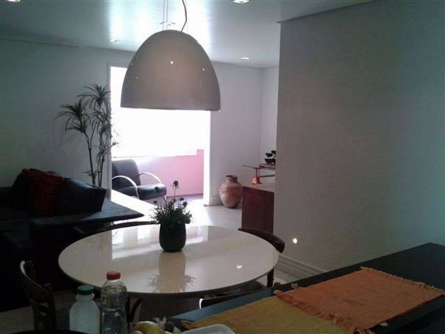 Foto 3 de Apartamento com 2 Quartos à venda, 80m² em Vila Gumercindo, São Paulo