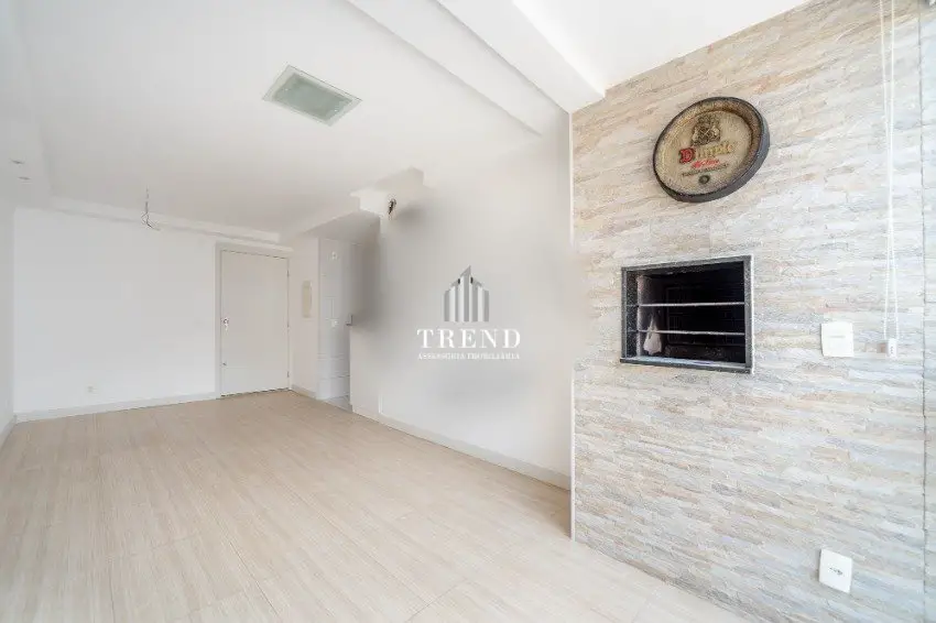 Foto 4 de Apartamento com 2 Quartos para alugar, 62m² em Vila Ipiranga, Porto Alegre