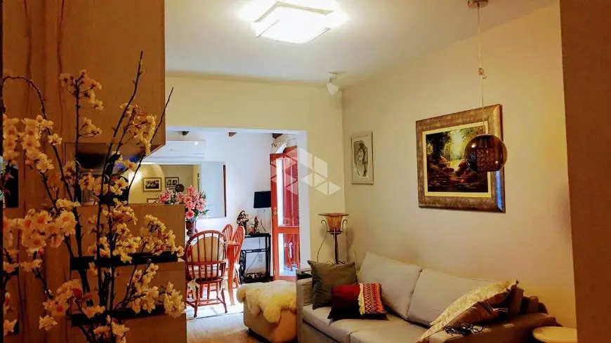 Foto 1 de Apartamento com 2 Quartos à venda, 55m² em Vila Jardim, Porto Alegre