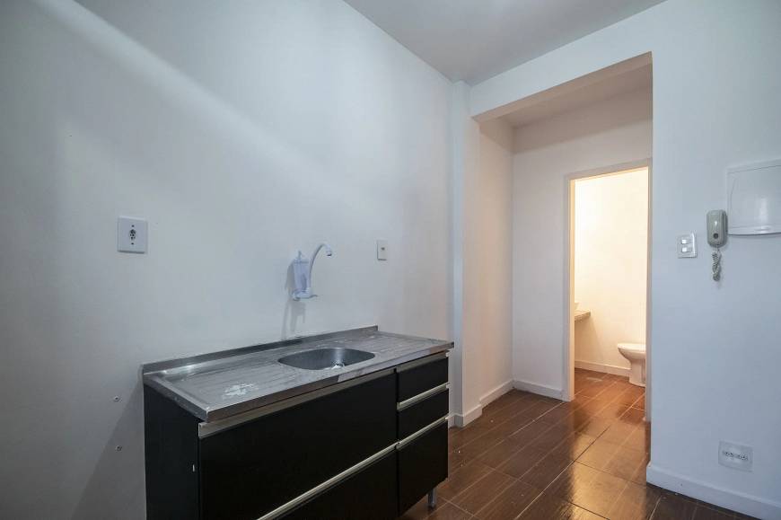 Foto 5 de Apartamento com 2 Quartos à venda, 38m² em Vila Madalena, São Paulo