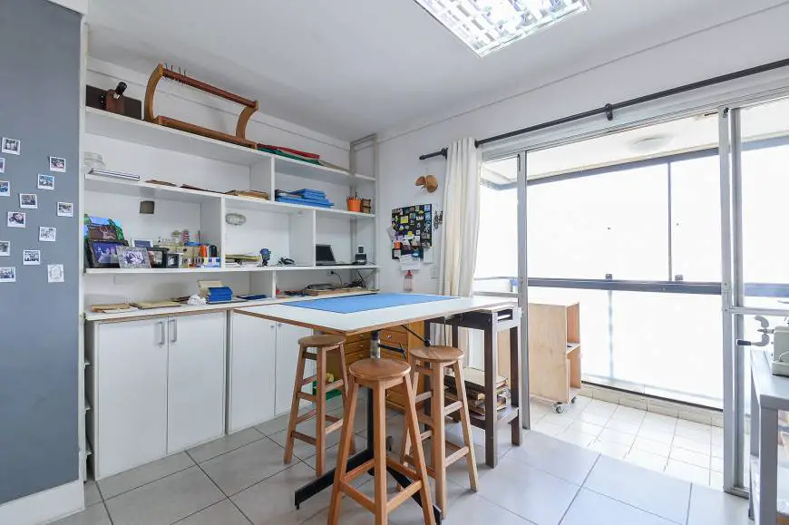 Foto 2 de Apartamento com 2 Quartos à venda, 180m² em Vila Madalena, São Paulo
