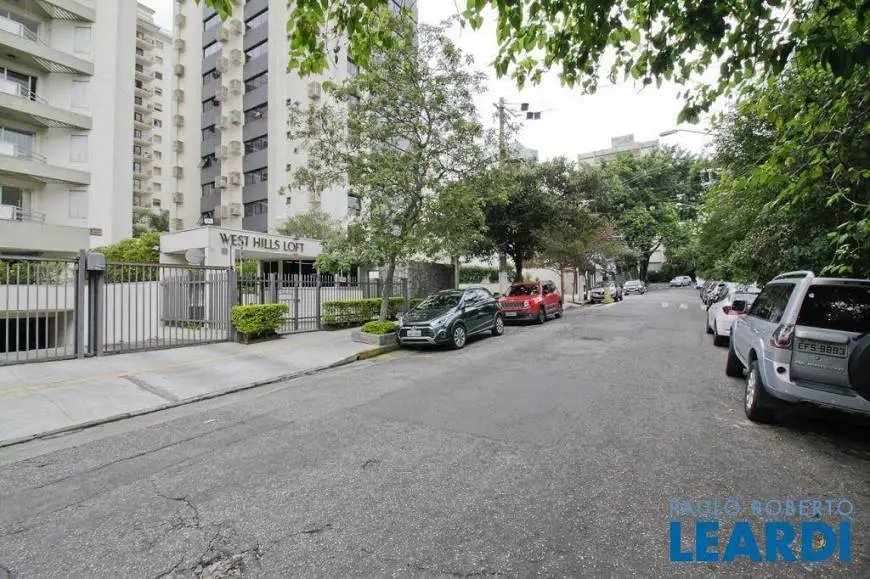 Foto 5 de Apartamento com 2 Quartos à venda, 56m² em Vila Madalena, São Paulo