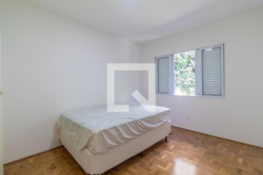 Foto 5 de Apartamento com 2 Quartos para alugar, 83m² em Vila Madalena, São Paulo
