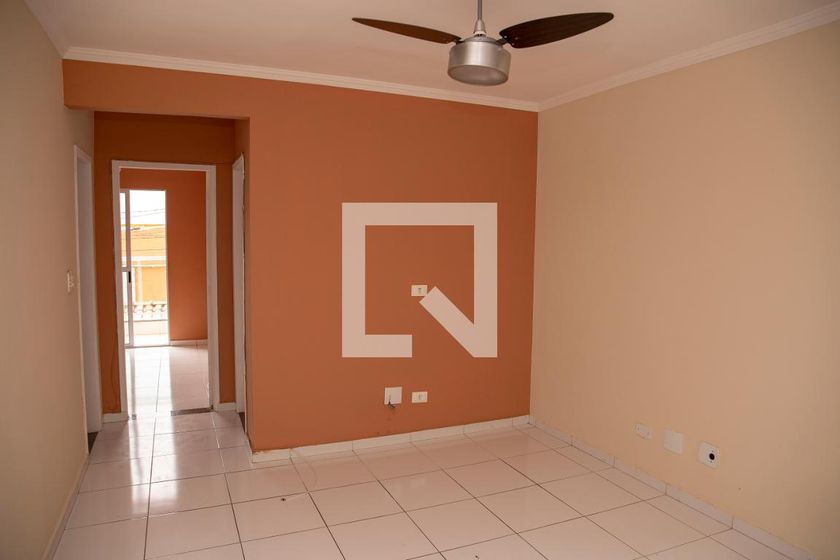 Foto 1 de Apartamento com 2 Quartos para alugar, 45m² em Vila Nogueira, Diadema