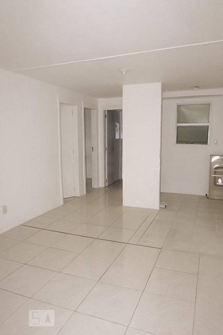 Foto 3 de Apartamento com 2 Quartos para alugar, 43m² em Vila Nova, Porto Alegre