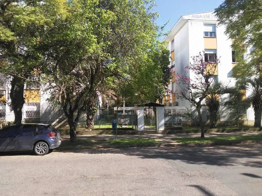 Foto 3 de Apartamento com 2 Quartos para alugar, 52m² em Vila Nova, Porto Alegre