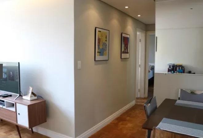 Foto 3 de Apartamento com 2 Quartos à venda, 72m² em Vila Nova Conceição, São Paulo