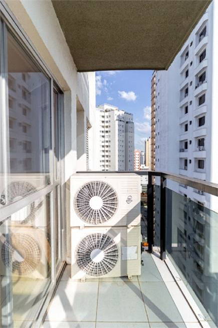 Foto 3 de Apartamento com 2 Quartos à venda, 81m² em Vila Nova Conceição, São Paulo