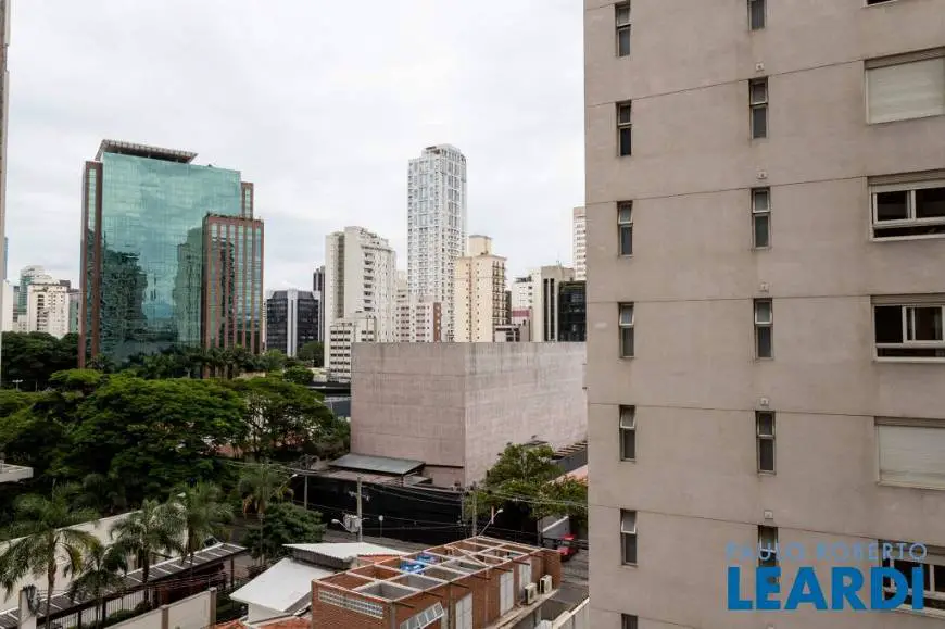 Foto 1 de Apartamento com 2 Quartos à venda, 91m² em Vila Olímpia, São Paulo