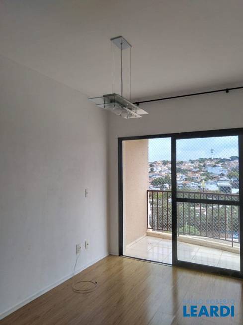 Foto 3 de Apartamento com 2 Quartos para venda ou aluguel, 65m² em Vila Olivo, Valinhos