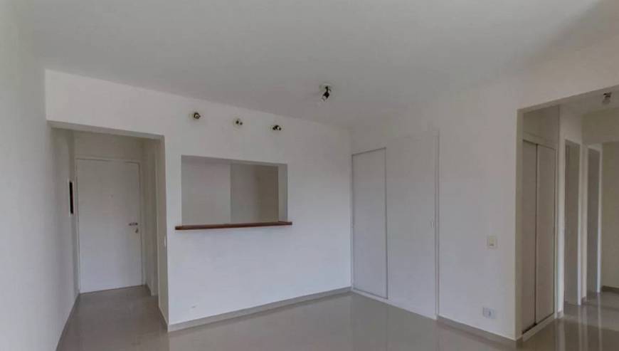 Foto 3 de Apartamento com 2 Quartos para alugar, 78m² em Vila Suzana, São Paulo