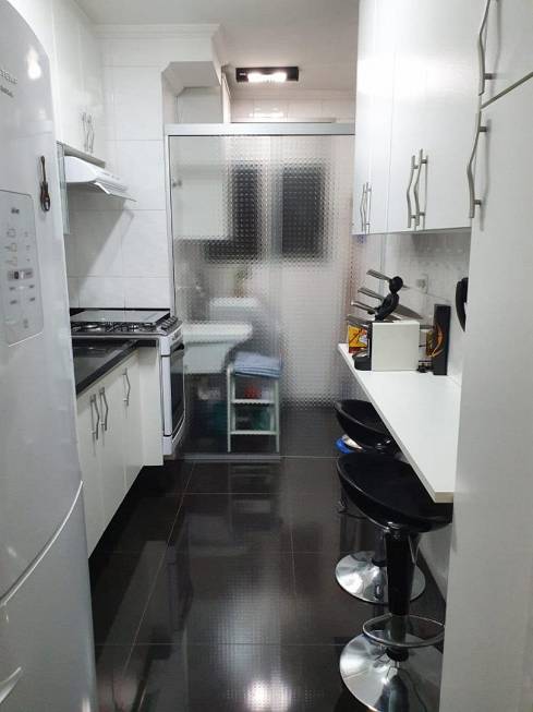 Foto 3 de Apartamento com 2 Quartos à venda, 54m² em Vila Yara, Osasco