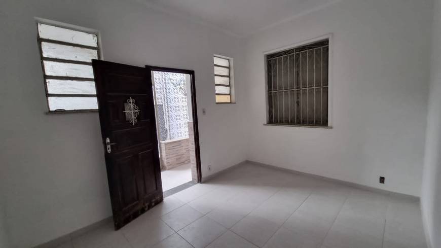 Foto 3 de Apartamento com 2 Quartos à venda, 60m² em Vista Alegre, Rio de Janeiro