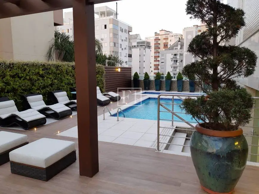 Foto 1 de Apartamento com 3 Quartos à venda, 122m² em Agronômica, Florianópolis