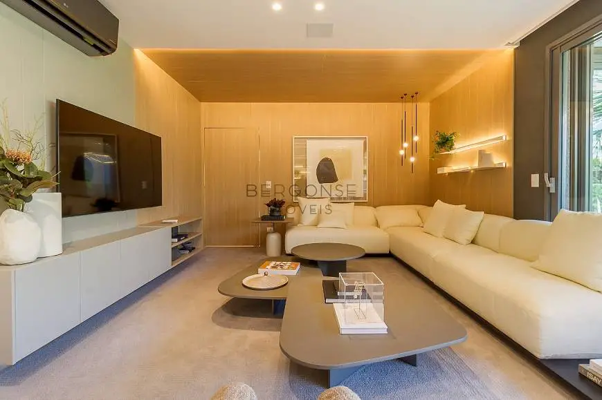Foto 4 de Apartamento com 3 Quartos à venda, 155m² em Água Verde, Curitiba
