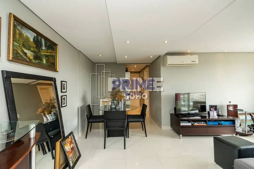 Foto 2 de Apartamento com 3 Quartos à venda, 89m² em Água Verde, Curitiba