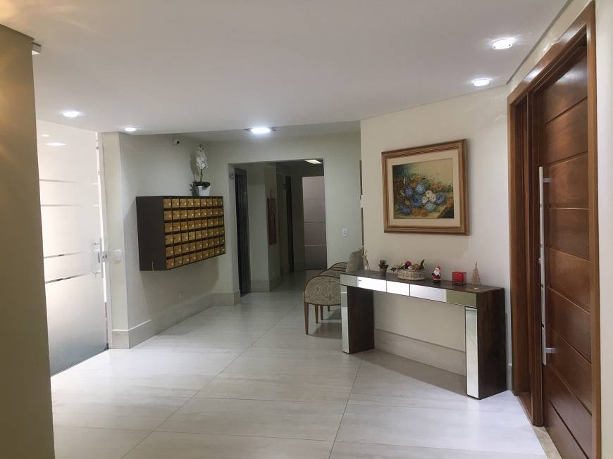 Foto 3 de Apartamento com 3 Quartos à venda, 91m² em Água Verde, Curitiba
