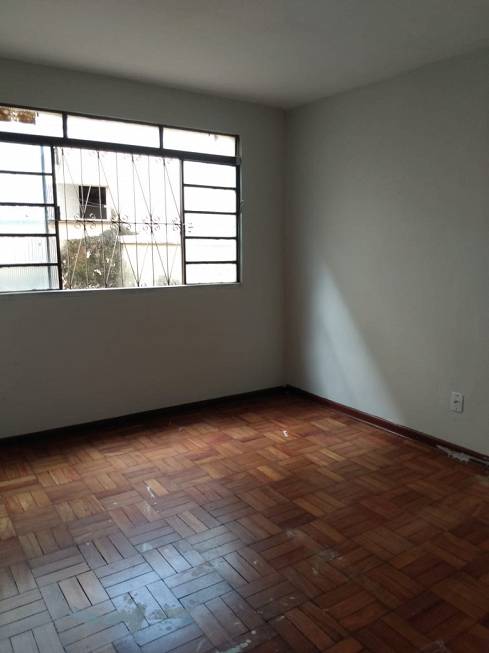 Foto 4 de Apartamento com 3 Quartos para alugar, 90m² em Amambaí, Campo Grande