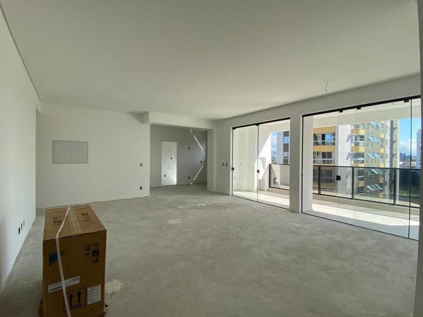 Foto 4 de Apartamento com 3 Quartos à venda, 169m² em América, Joinville