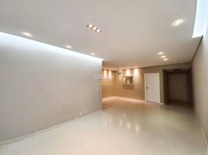 Foto 2 de Apartamento com 3 Quartos à venda, 126m² em Anita Garibaldi, Joinville