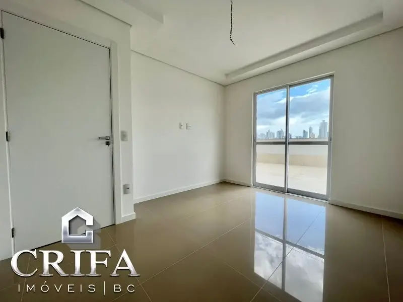 Foto 1 de Apartamento com 3 Quartos à venda, 179m² em Ariribá, Balneário Camboriú