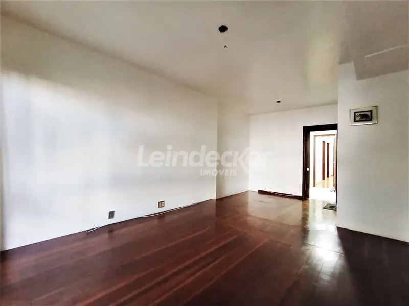 Foto 2 de Apartamento com 3 Quartos para alugar, 101m² em Auxiliadora, Porto Alegre