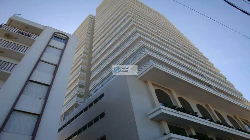 Foto 1 de Apartamento com 3 Quartos à venda, 123m² em Aviação, Praia Grande