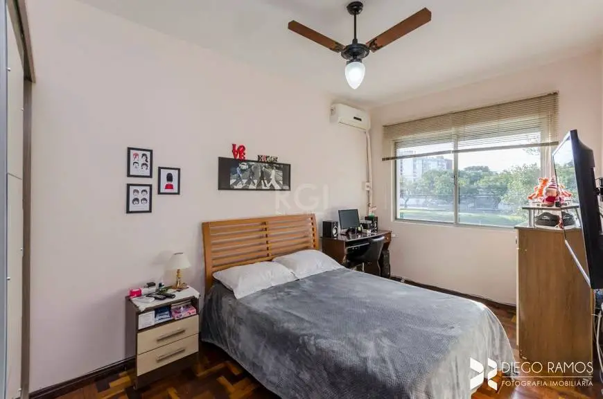 Foto 5 de Apartamento com 3 Quartos à venda, 79m² em Azenha, Porto Alegre