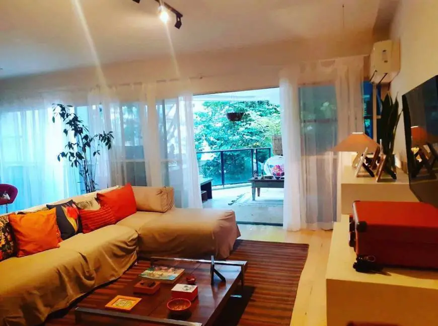 Foto 2 de Apartamento com 3 Quartos à venda, 160m² em Barra da Tijuca, Rio de Janeiro