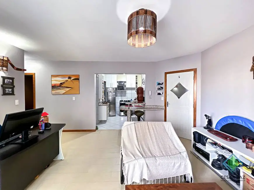 Foto 4 de Apartamento com 3 Quartos à venda, 74m² em Barreiros, São José