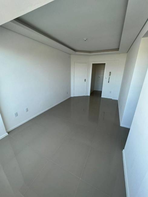 Foto 5 de Apartamento com 3 Quartos à venda, 79m² em Barreiros, São José