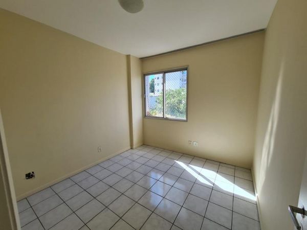 Foto 2 de Apartamento com 3 Quartos para alugar, 120m² em Barro Vermelho, Vitória