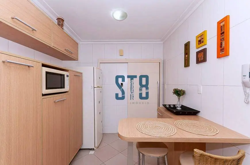 Foto 5 de Apartamento com 3 Quartos à venda, 110m² em Batel, Curitiba