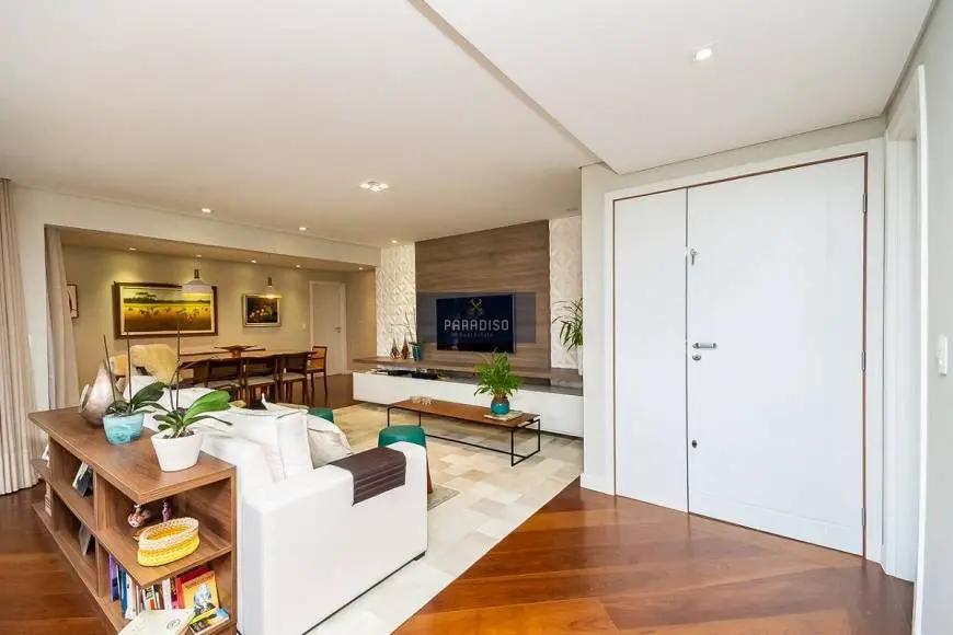 Foto 4 de Apartamento com 3 Quartos à venda, 164m² em Batel, Curitiba