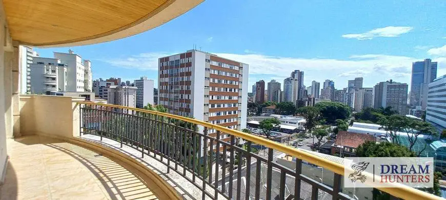 Foto 1 de Apartamento com 3 Quartos à venda, 358m² em Batel, Curitiba