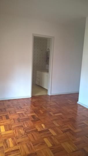 Foto 3 de Apartamento com 3 Quartos para alugar, 120m² em Bela Vista, São Paulo