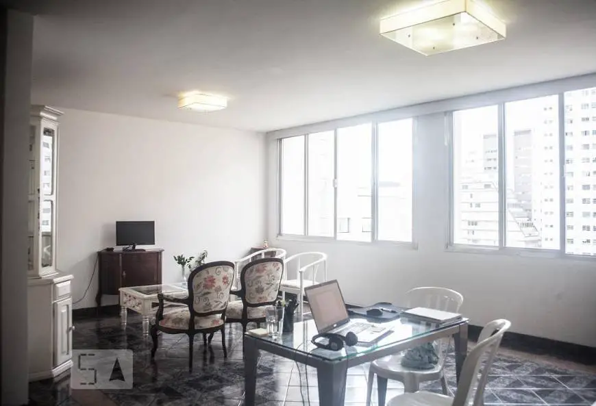 Foto 1 de Apartamento com 3 Quartos para alugar, 170m² em Bela Vista, São Paulo