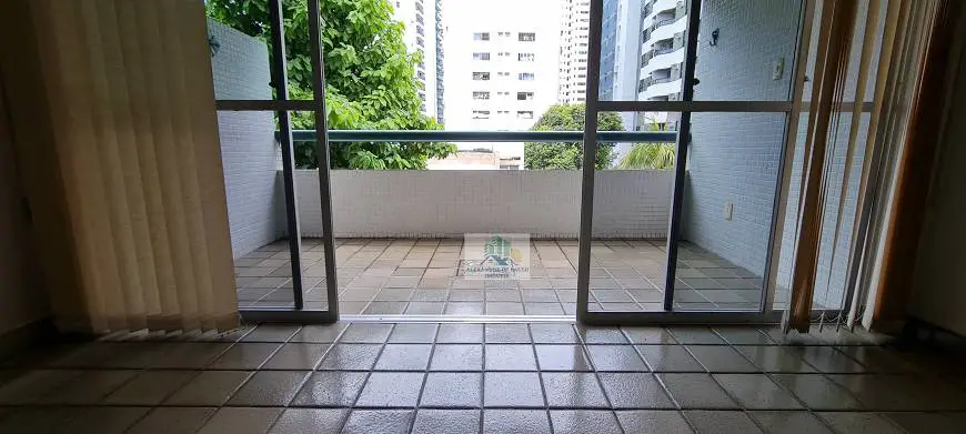 Foto 4 de Apartamento com 3 Quartos à venda, 140m² em Boa Viagem, Recife