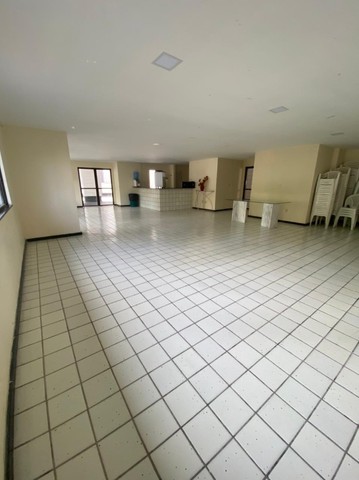 Foto 2 de Apartamento com 3 Quartos à venda, 145m² em Boa Viagem, Recife