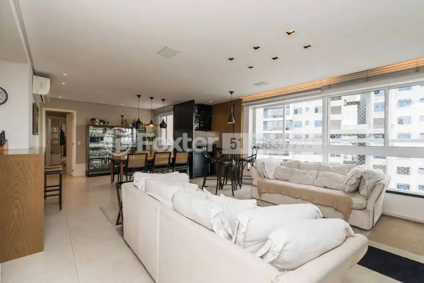 Foto 2 de Apartamento com 3 Quartos à venda, 106m² em Boa Vista, Porto Alegre