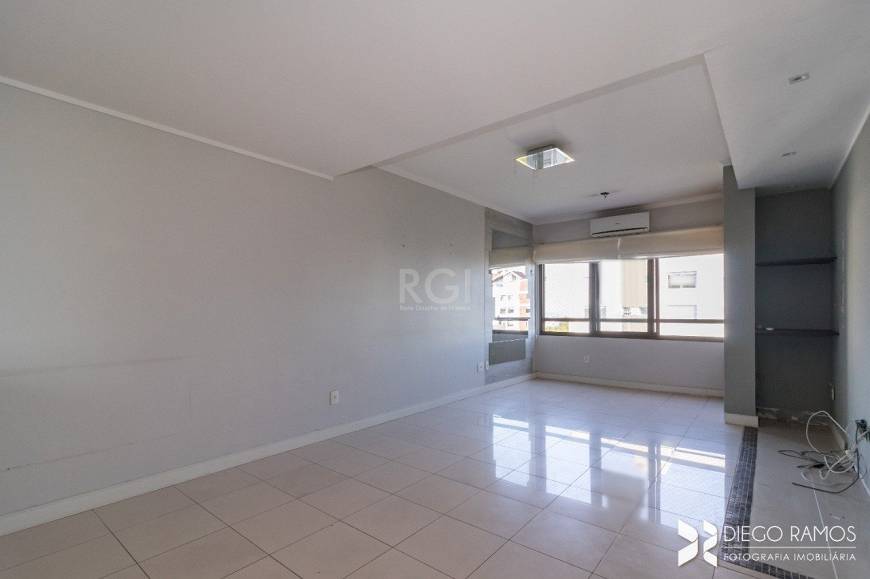 Foto 2 de Apartamento com 3 Quartos à venda, 81m² em Bom Jesus, Porto Alegre