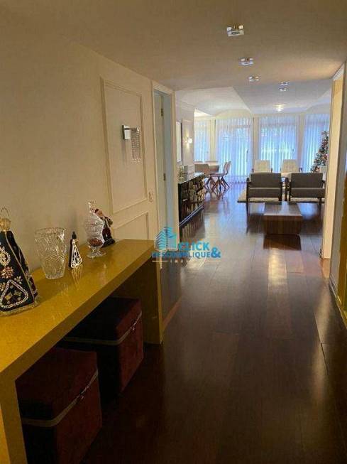 Foto 2 de Apartamento com 3 Quartos para alugar, 330m² em Boqueirão, Santos