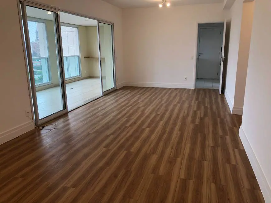 Foto 2 de Apartamento com 3 Quartos para alugar, 138m² em Brooklin, São Paulo