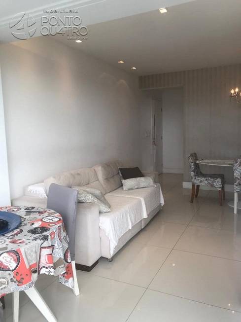 Foto 2 de Apartamento com 3 Quartos para alugar, 80m² em Brotas, Salvador